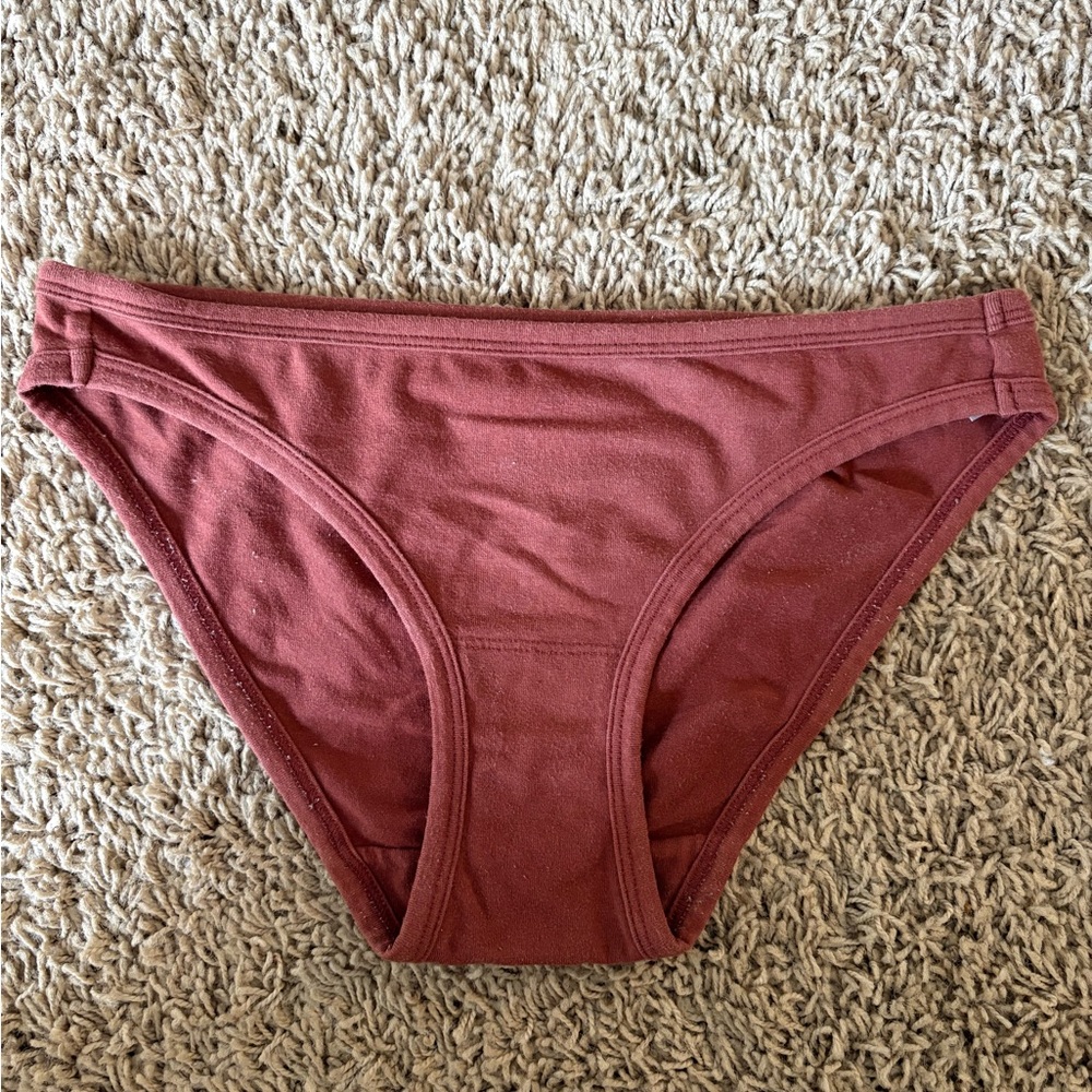 ARQ Lou Undie in Rust